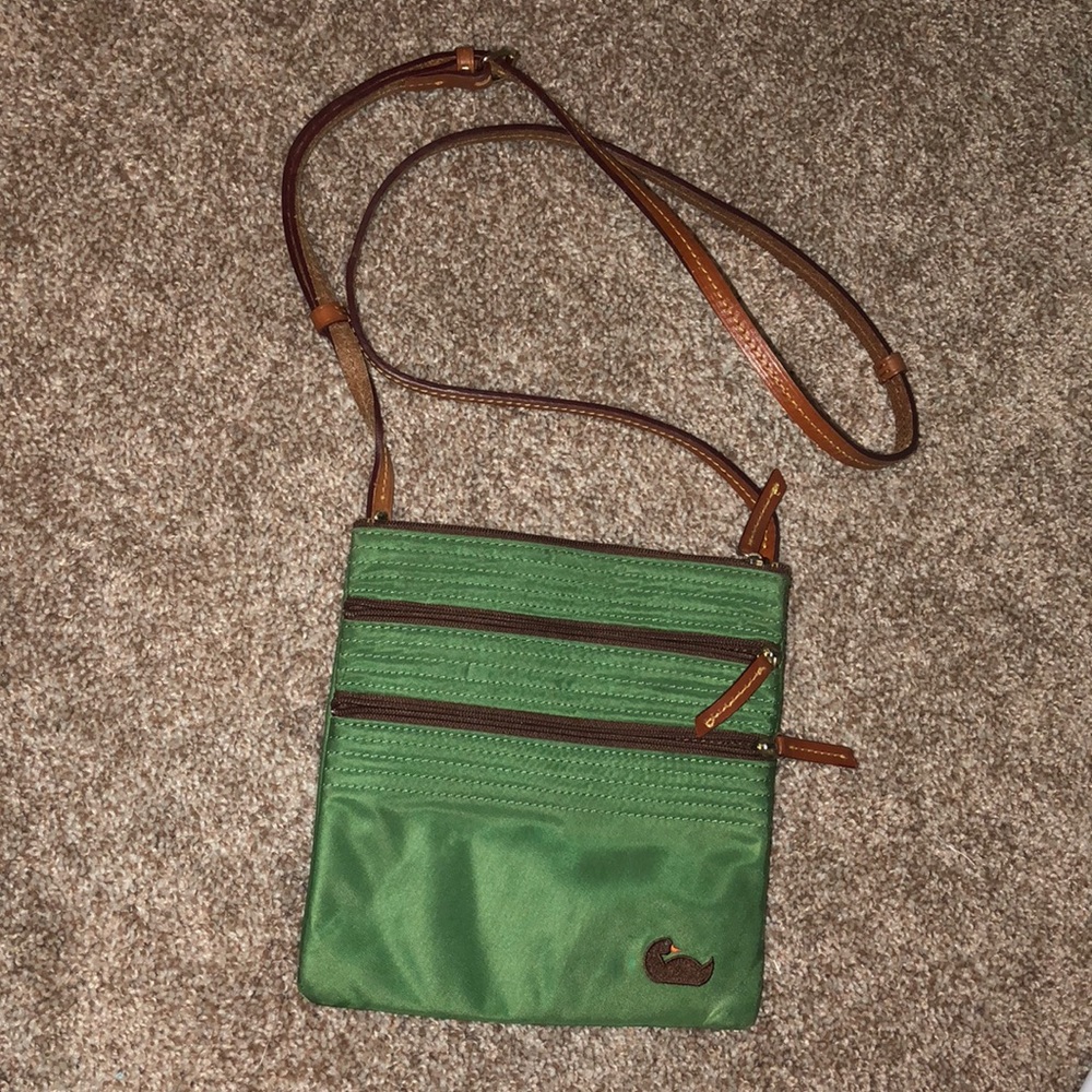 Authentic Dooney and Bourke PURSE ‼️‼️